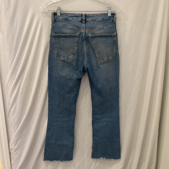 Zara High Rise straight Leg Jeans with Raw Hem sz 4 - Picture 5 of 6